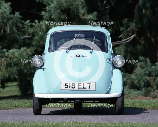 1962 BMW Isetta 300 Super Plus car. Artist: Unknown