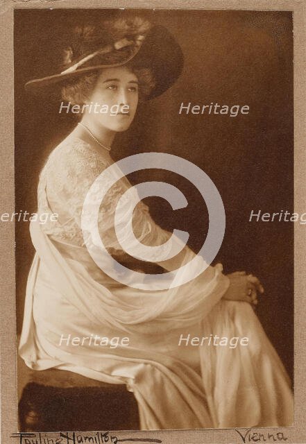 Portrait of the painter Hertha Clotilde Sofie von Doblhoff, née Schrack (1886-1961), c1910. Creator: Kruger-Hamilton, Pauline (1870-1918).