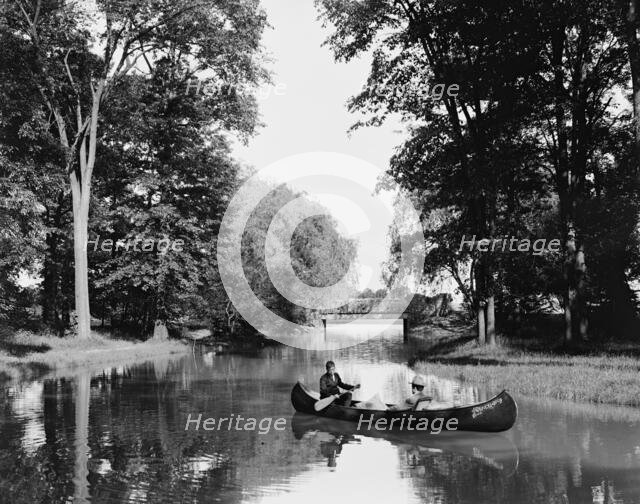 Vacation days, Belle Isle Park, exterior, Detroit, Mich., between 1900 and 1910. Creator: Unknown.