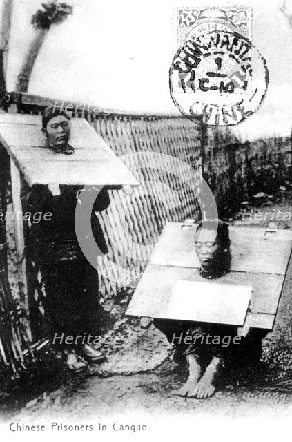 Chinese prisoners in cangues, 1910. Artist: Unknown