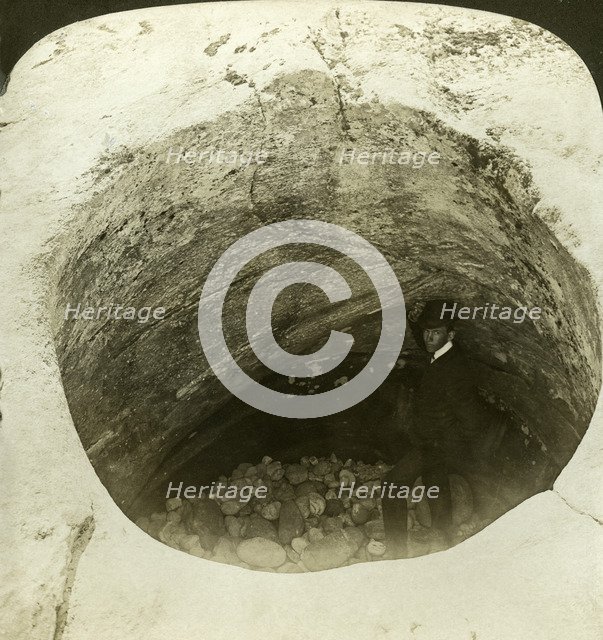 A giant's cauldron (glacier pothole), Norway.Artist: HC White