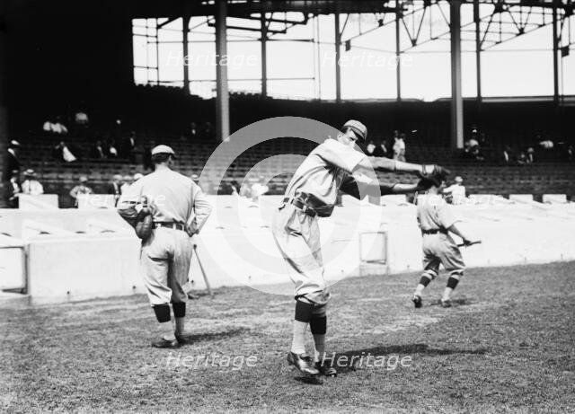 Slim Sallee, St. Louis NL (baseball), 1913. Creator: Bain News Service.