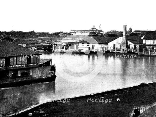 The Spanish-American War: scenes at Manila - outside the North Wall, 1898. Creator: Unknown.