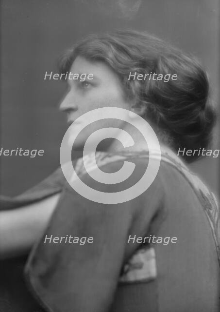 Storm, Diana, Miss, portrait photograph, 1912 or 1913. Creator: Arnold Genthe.