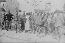 Neufmentier [i.e., Chauconin-Neufmontiers], German wounded prisoners, between c1914 and c1915. Creator: Bain News Service.