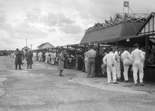 LCC Relay GP, Brooklands, 25 July 1931. Artist: Bill Brunell.