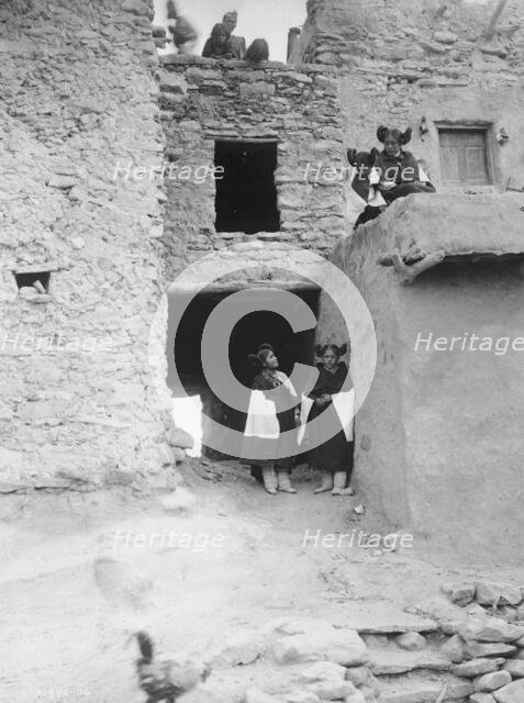 Good morning-Hopi, c1906. Creator: Edward Sheriff Curtis.