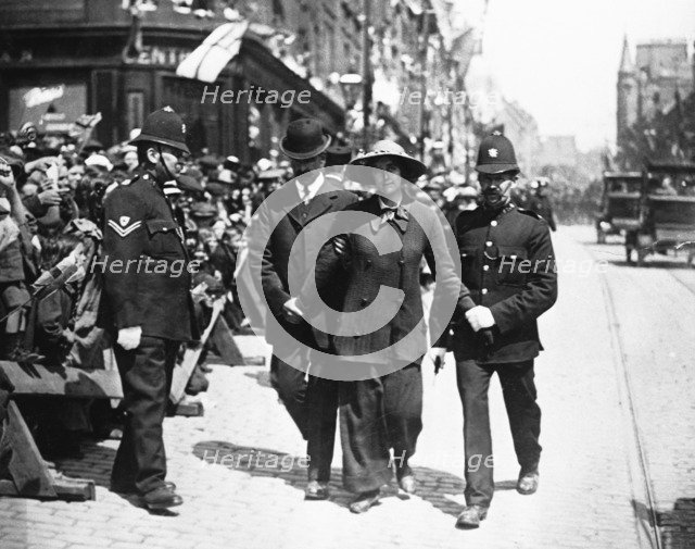 The arrest of Olive Waltor in Dundee, c1914. Artist: Unknown