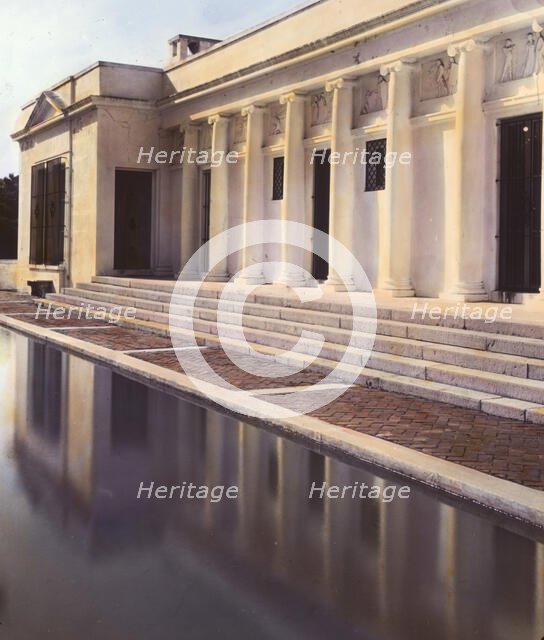 "El Fureidis," James Waldron Gillespie house, Parra Grande Lane, Montecito, California, 1917. Creator: Frances Benjamin Johnston.