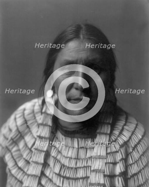 Hidatsa woman, c1908. Creator: Edward Sheriff Curtis.