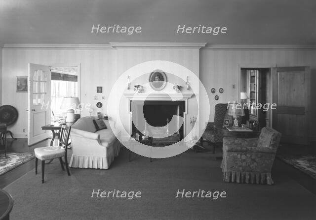 Guido R. Rahr, residence in Manitowoc, Wisconsin, 1945. Creator: Gottscho-Schleisner, Inc.