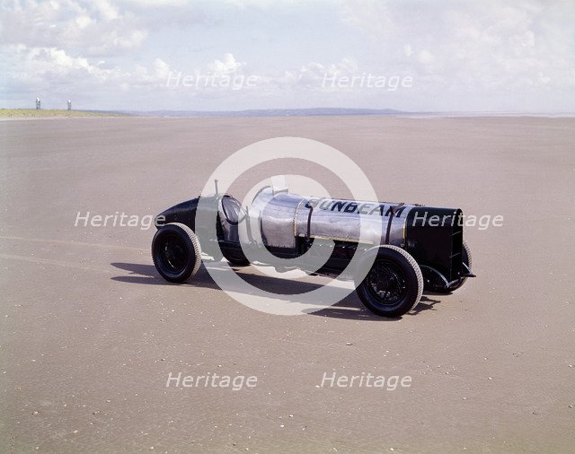 A 1920 350hp Sunbeam, Pendine Sands, Wales. Artist: Unknown
