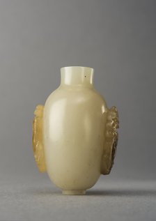 Jade snuff bottle with raised carving of animals, China, Qing dynasty, 1644-1911. Creator: Unknown.