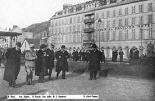 'La conference franco-britannique de Boulogne: les representants de la France devant..., 1916. Creator: Unknown.