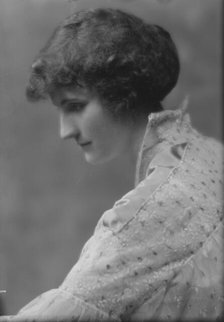 Black, Mareta, Miss, portrait photograph, 1914 Apr. 16. Creator: Arnold Genthe.