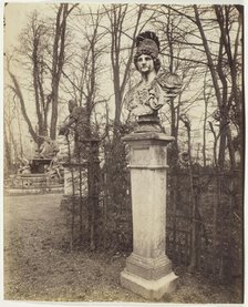 Versailles, Bosquet de l' Arc de Triomphe, 1903. Creator: Eugene Atget.