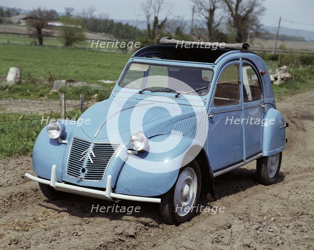 A 1959 Citroën 2CV CI. Artist: Unknown