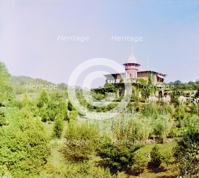 Type of dacha on a cultivated lot, between 1905 and 1915. Creator: Sergey Mikhaylovich Prokudin-Gorsky.