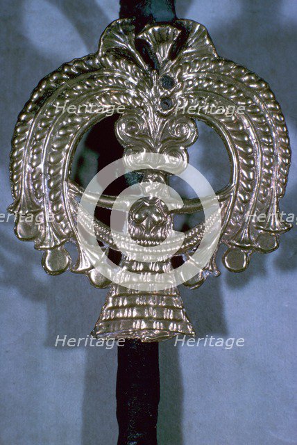 Gold head of a Mycenaean silver pin, 16th century. Artist: Unknown