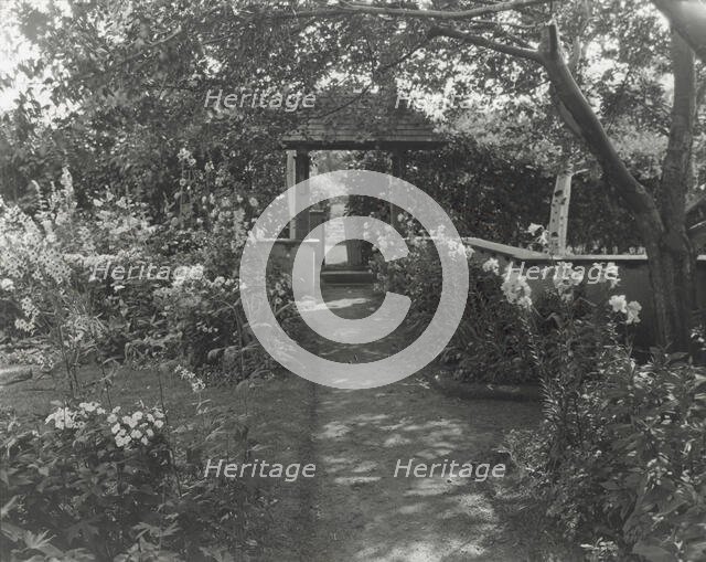 "Indian Ridge," Dr. Francis Bishop Harrington house, 166 Argilla Road, Ipswich, Massachusetts, 1926. Creator: Frances Benjamin Johnston.