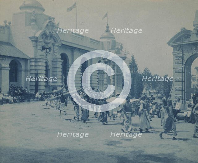 Pan-American midway parade, Buffalo, N.Y., 1901. Creator: Frances Benjamin Johnston.