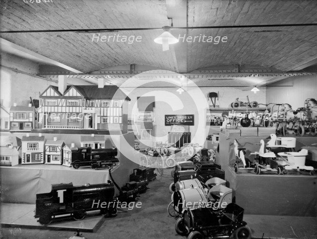 Toyshop, Oldham Road, Manchester, 1927. Artist: Unknown