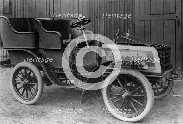 1903 Ryknield 10hp tonneau. Creator: Unknown.