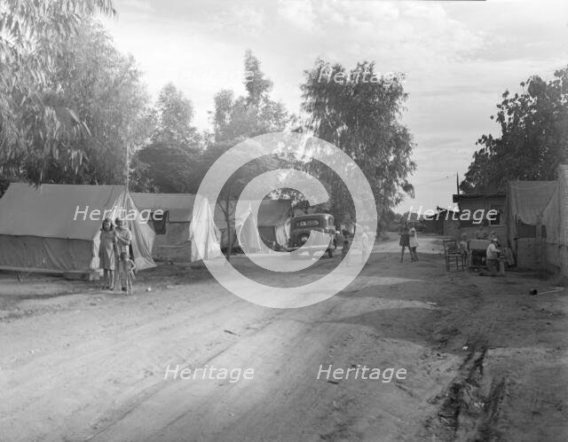 Camp of migratory fruit pickers, Farmington, California, 1936. Creator: Dorothea Lange.