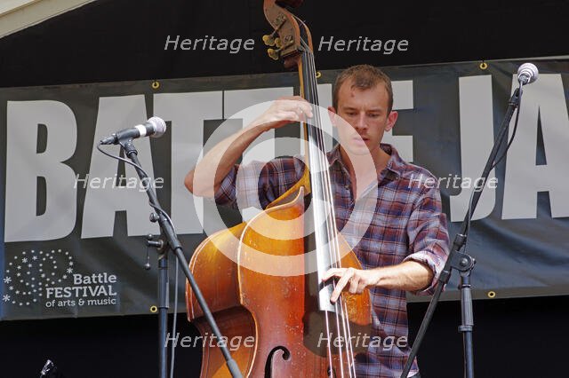 Tom Moore, Remi Harris and Tom Moore Duo, Battle Jazz Weekend, Battle, East Sussex, 24 July 2022. Creator: Brian O'Connor.
