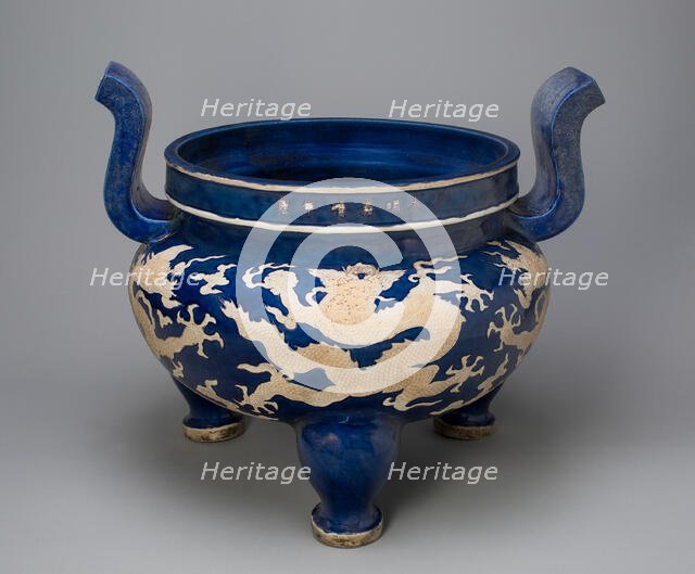 Censer with Dragons amid Stylized Clouds, Ming dynasty (1368-1644), Jiajing reign (1522-1566). Creator: Unknown.