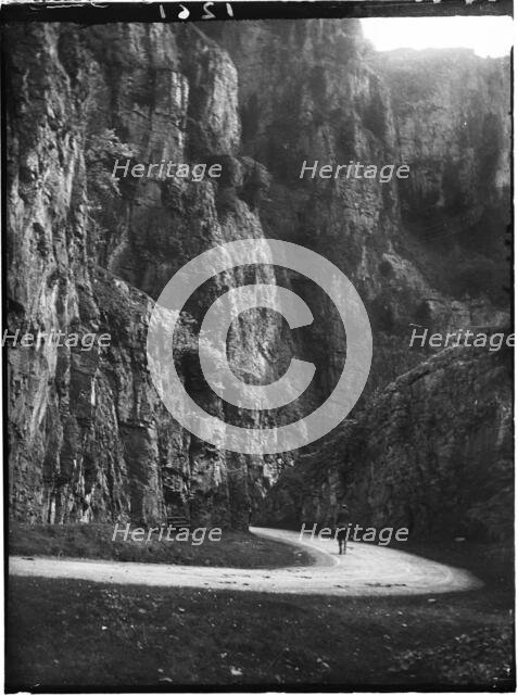 Cheddar Gorge, Cliff Road, Cheddar, Sedgemoor, Somerset, 1907. Creator: Katherine Jean Macfee.