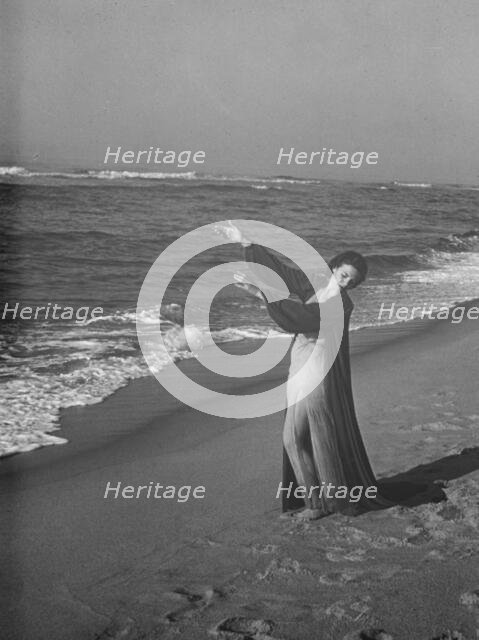 Elizabeth Duncan dancers and children, between 1916 and 1941. Creator: Arnold Genthe.