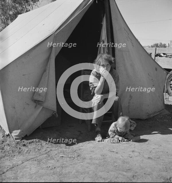 Eighteen year-old mother from Oklahoma, now a California migrant, 1937. Creator: Dorothea Lange.