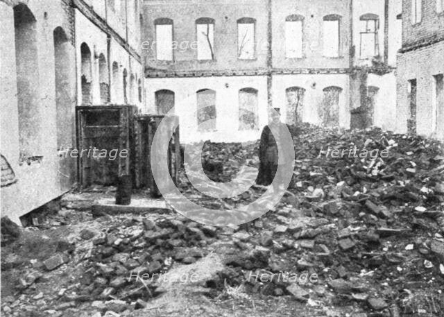 'Les allies a Monastir; Les coffres-forts pilles par les Allemands dans la prefecture..., 1916. Creator: Unknown.