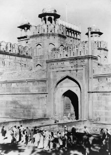 Gateway to the Red Fort, Delhi, India, late 19th or early 20th century. Artist: Unknown