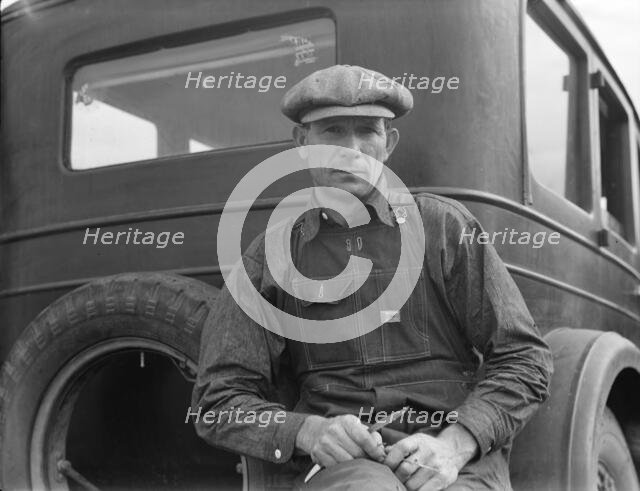 Drought refugee from Polk, Missouri, 1936. Creator: Dorothea Lange.