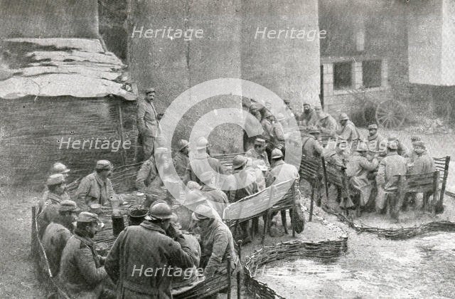 ' "On Tiendra"; Nos soldats perfectionnent leurs installations de guerre', 1915 (1924). Creator: Unknown.