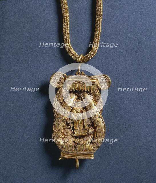 Chain and Pendant, 200s BC. Creator: Unknown.