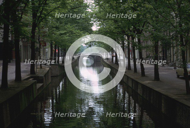 Canal in Oude Delft.