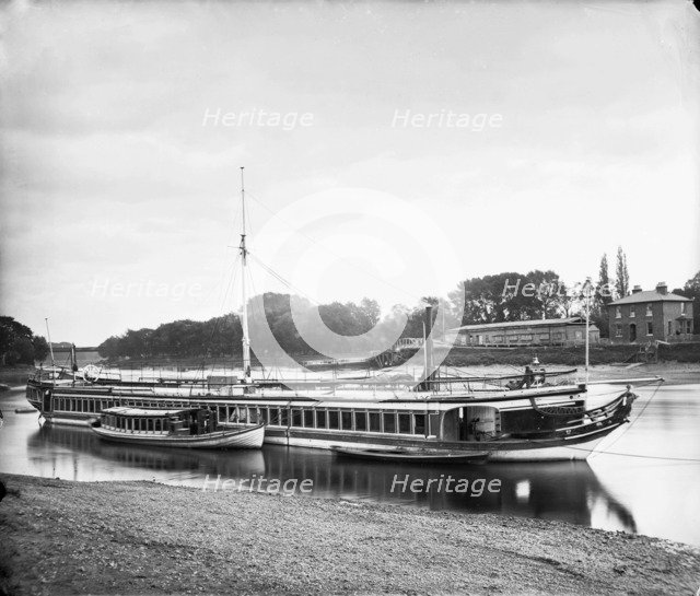 Barge on the River Thames at Fulham, London, c1860-1922. Artist: Henry Taunt