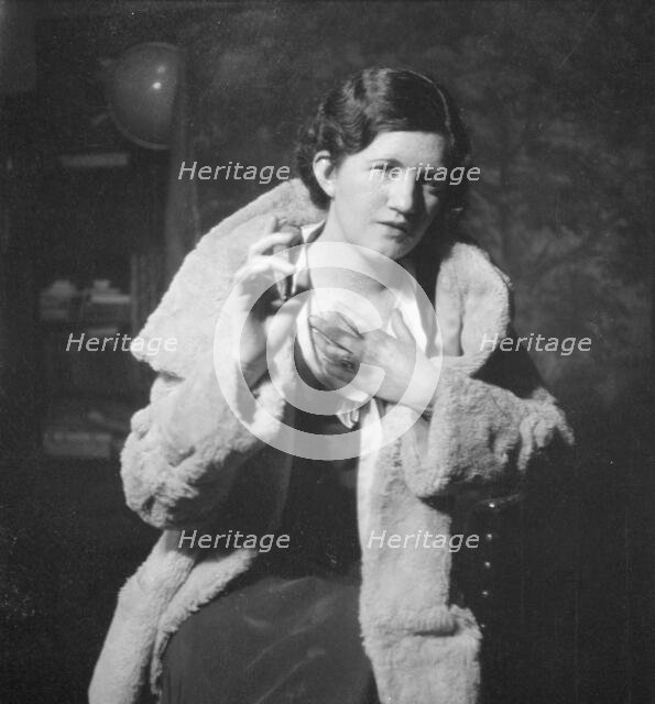 McGraw, Peggie, Miss, portrait photograph, between 1926 and 1932. Creator: Arnold Genthe.