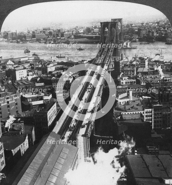 Brooklyn Bridge, New York City, New York, USA, late 19th or early 20th century.  Artist: Underwood & Underwood