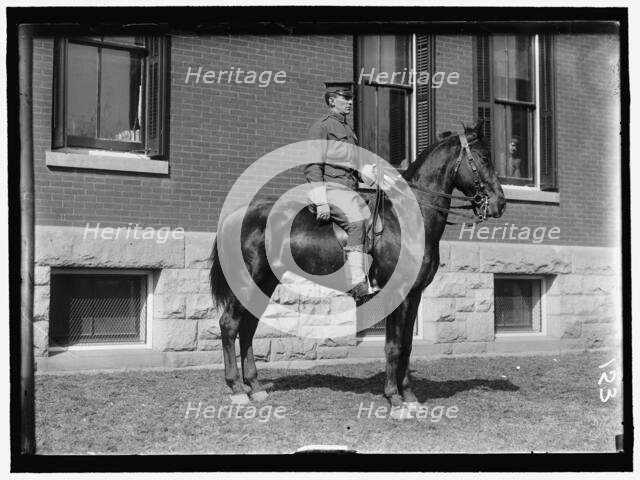 Fort Myer, unidentified group of officers on horseback, between 1909 and 1914. Creator: Harris & Ewing.
