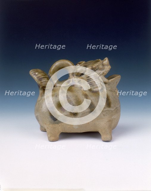 Changsha Tongguan stoneware water pot, late Tang dynasty, China, late 9th century. Artist: Unknown