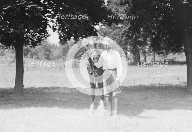 Arnold Genthe at the Westchester Country Club, 1932 Creator: Arnold Genthe.