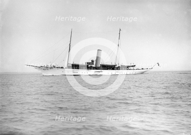 The steam yacht 'Vanessa' under way,1913. Creator: Kirk & Sons of Cowes.