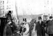 The Trial of M. Zola in Paris: scenes at the Assize Court - arrival of General Mercier, 1898. Creator: Gribayedoff.