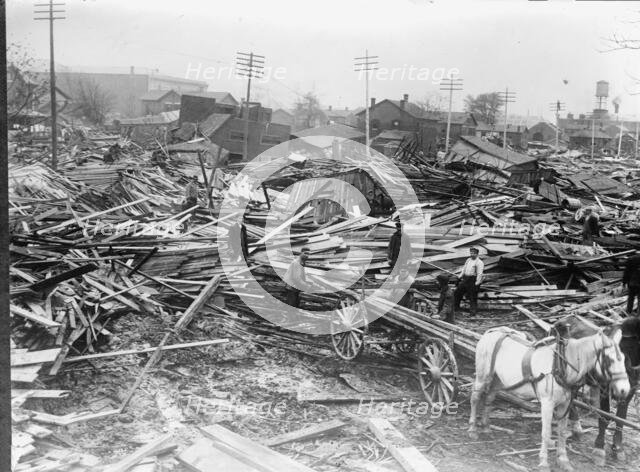 Flood Scenes, Dayton, Ohio, 1913. Creator: Harris & Ewing.