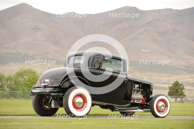 Ford 3 Window Coupe 1932. Artist: Simon Clay.