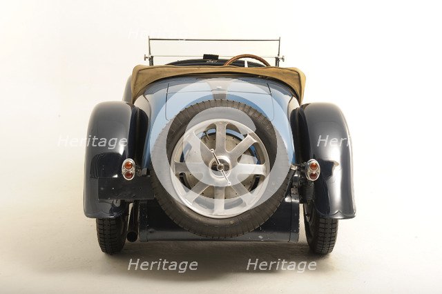 Bugatti type 55 1932. Artist: Simon Clay.